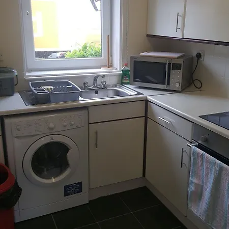 North Woodside Place - 1 Bedroom *