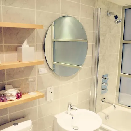 Glynhill & Near Airport 4* Glasgow