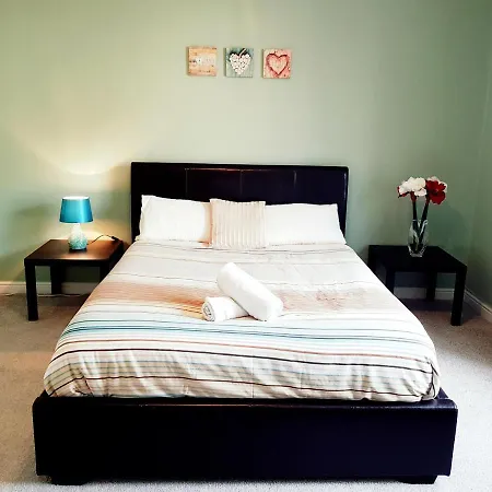 Apartament Three Bed In Glasgow