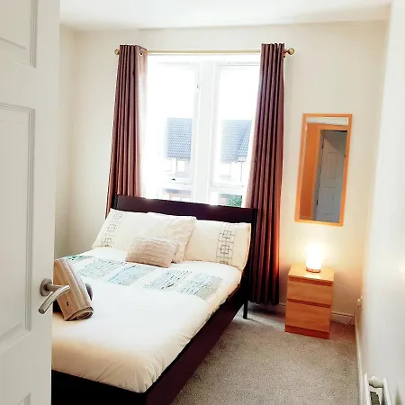 Three Bed In Apartamento