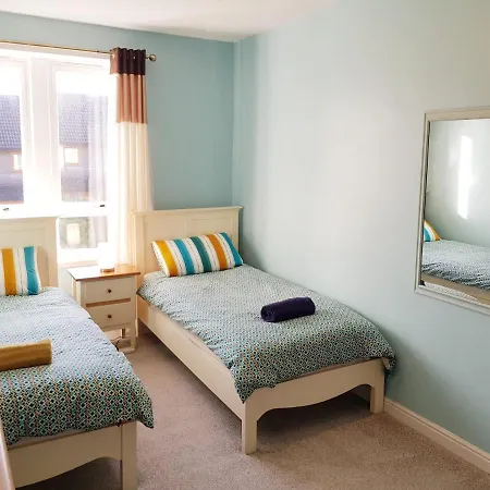 Three Bed In *