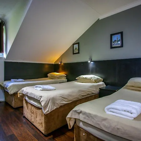 Otel Charing Cross Glasgow