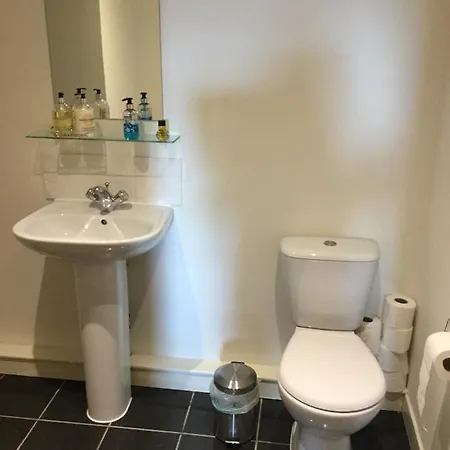 Riverheights Very Near Sse Hydro Apartment *