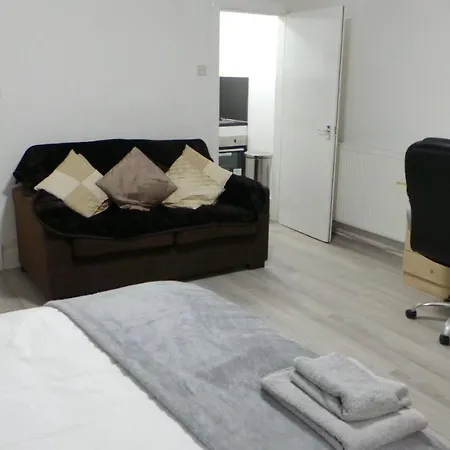 Appartamento Shields Road *