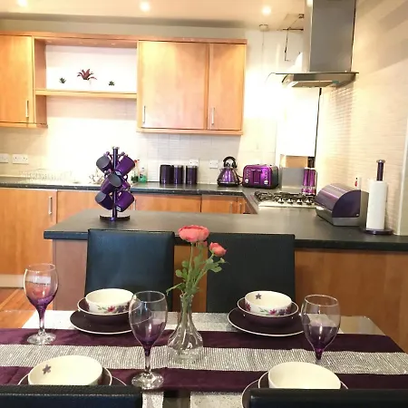 Cozy Nights - Cambuslang 1/64 Apartmán Glasgow