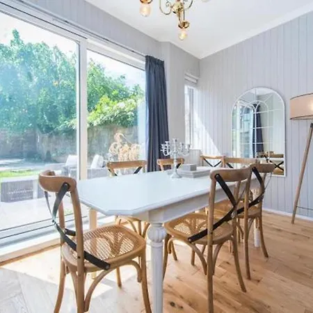 Grosvenor Apartment