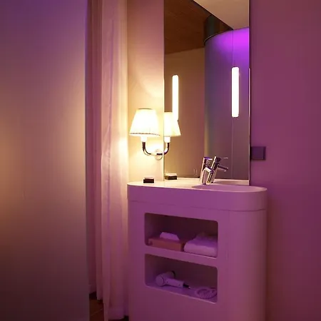 Citizenm 4*