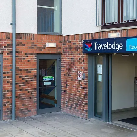 Travelodge Braehead 3*