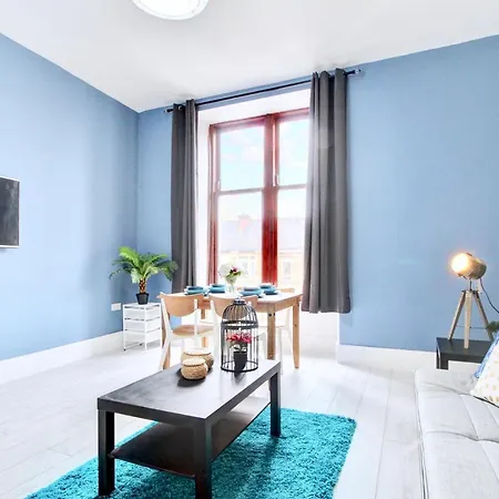 Luxurious Nr Subway * Glasgow