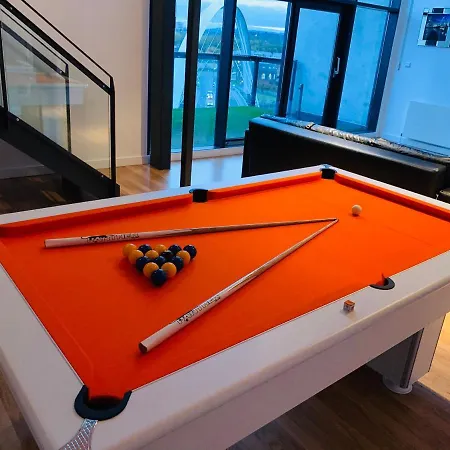 Apartment Centre - The Penthouse With Riverviews - Glasgow