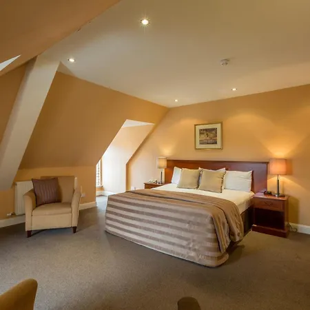Sherbrooke Castle Szálloda 4*