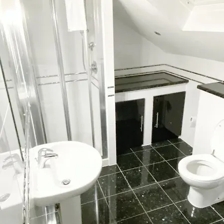 Glasgow Guest House