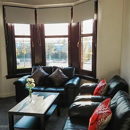 Apartment Carnock Road - Silverburn Shopping Centre *