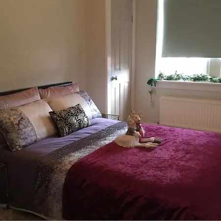 Free Parking Fabulous Victorian 2 Bed Next To Glasgow's Park * Glasgow