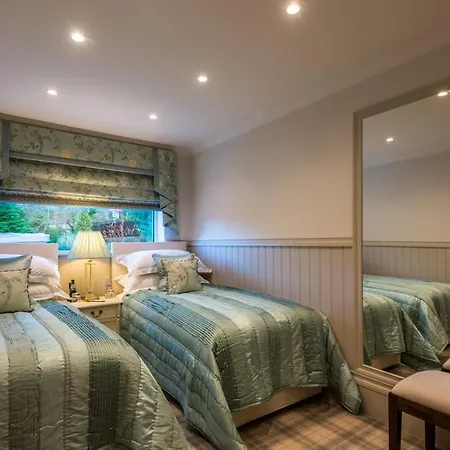 Hotel Crossbasket Castle & Restaurant High Blantyre
