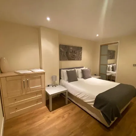 The Heights - River And City View *