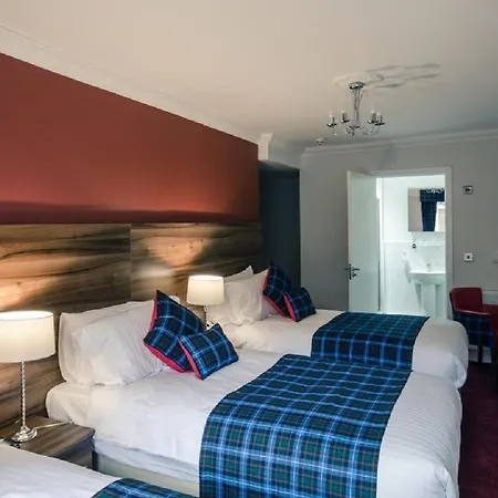 Royal West End 3*
