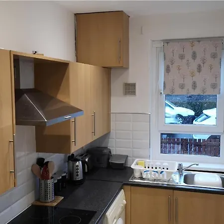 Dragon - Brassey 3 Bedroom * Glasgow
