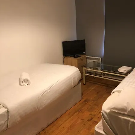 The Wallace House Bed & Breakfast *