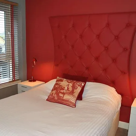 Dreamhouse Centre Hotell *