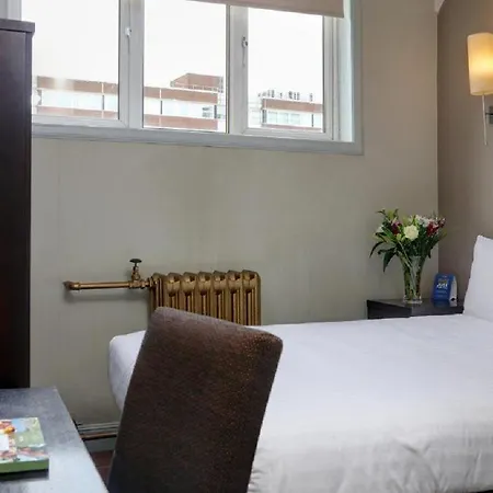 Roam Glasgow Hotel