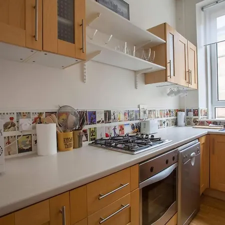 Bright Cosy Flat In Unbelievable Location Appartamento Glasgow