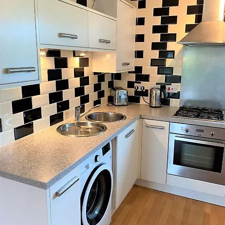Appartamento Firpark - 2 Bedrooms Glasgow