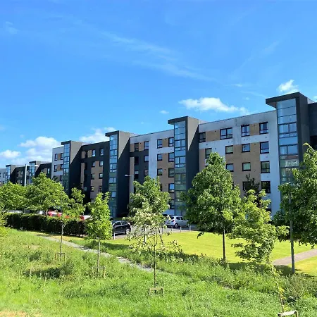Firpark - 2 Bedrooms * 格拉斯哥