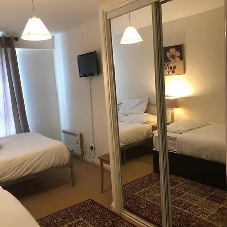 Bed & Breakfast Wallace Hide Out Glasgow