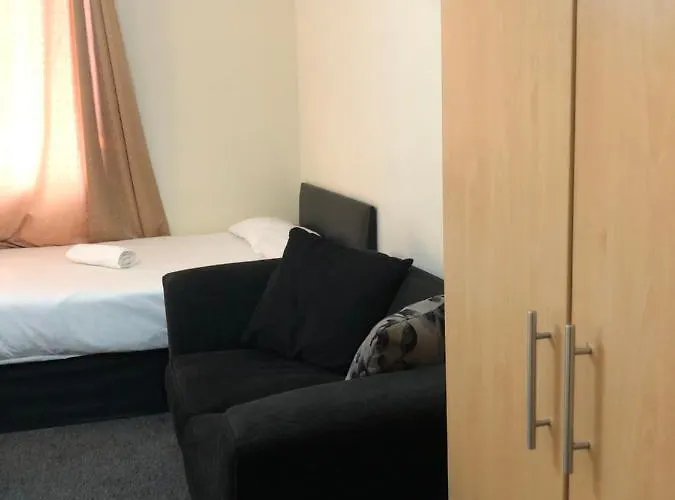 Bed and Breakfast Renfrew At Centre