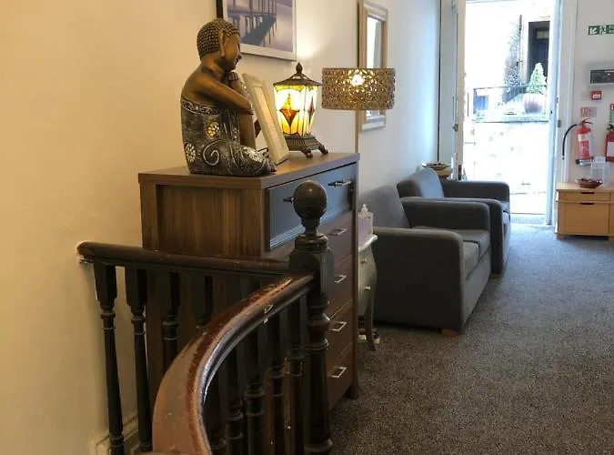 Renfrew At Centre גלאזגו