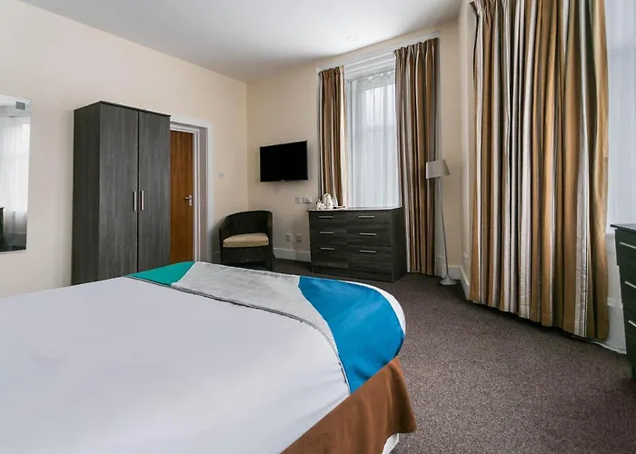 Oyo The Ivory Hotel Glasgow