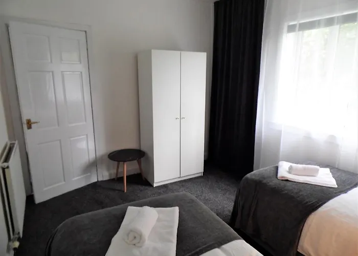 Penilee Upper * גלאזגו