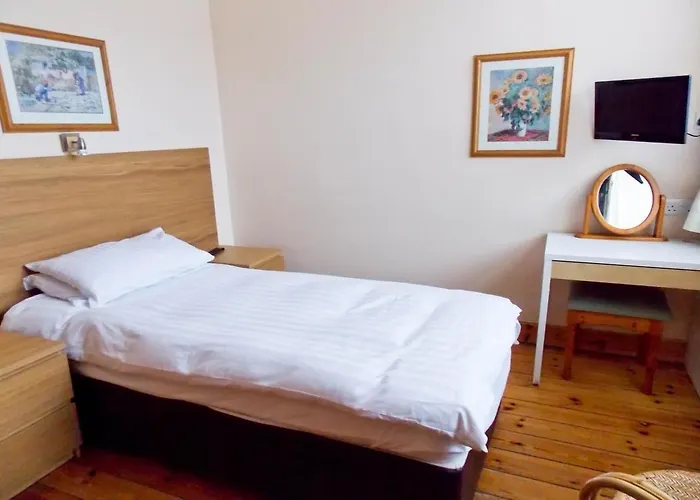 Hotel Victorian House 3*