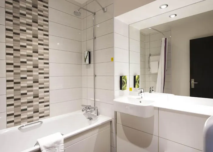 Premier Braehead 3* Glasgow