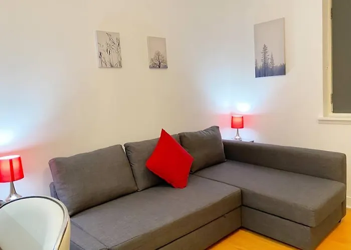 Cozy Nights - Ibrox Street Апартаменты