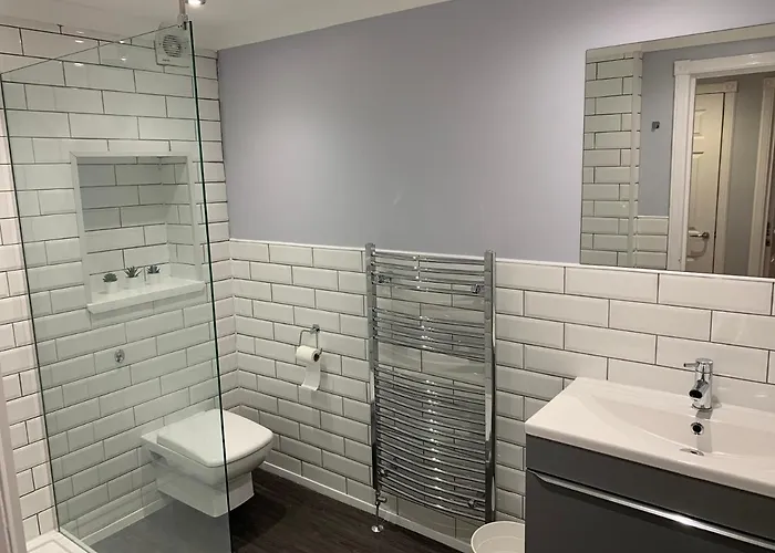 Flat One, 212 Eaglesham Road, East Kilbride, شقة *