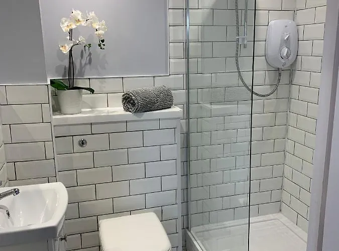 Flat One, 212 Eaglesham Road, East Kilbride, Apartman Glasgow