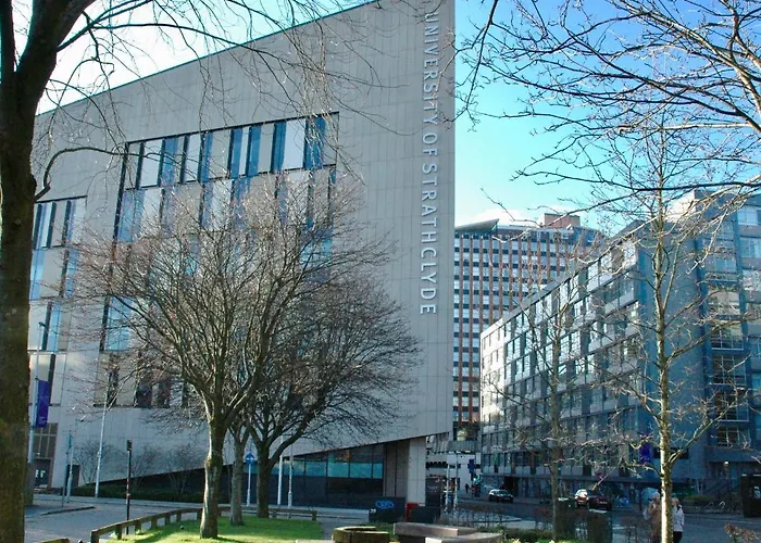 The Cluthar - Ground Floor West End Centre Rockvilla Flat & Parking Appartement