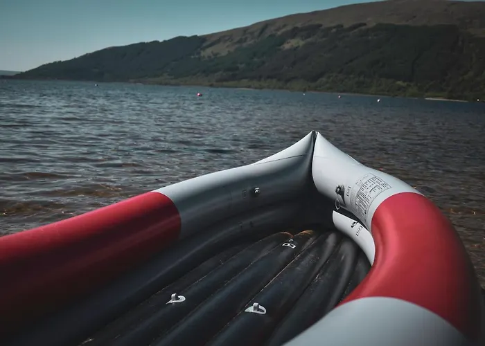 At Loch Lomond شقة