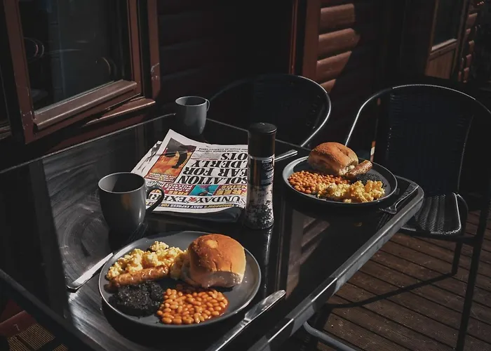 At Loch Lomond شقة *