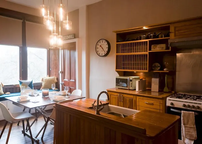 Appartamento Beautiful, Traditional 2 Bed Flat W Free Parking - Pass The Keys