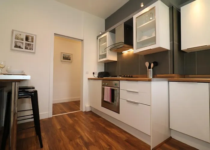 Signature - Railway Apartment