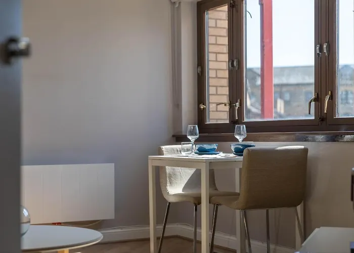 Stunning 1 Bed Merchant With Parking Appartamento Glasgow