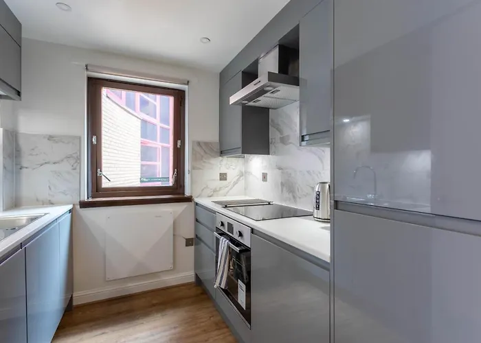 Stunning 1 Bed Merchant With Parking Appartement Glasgow