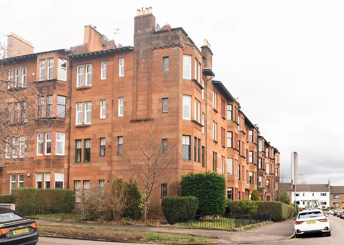 Beautiful, Traditional 2 Bed Flat W Free Parking - Pass The Keys * グラスゴー