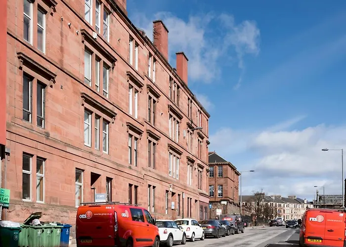 Bright 2 Bed Ground Floor Flat Next To Byres Road