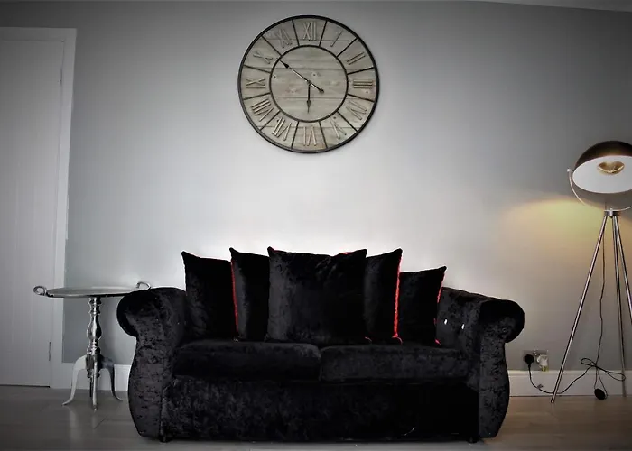 2 Bedroom At Secc Hydro Free Parking *