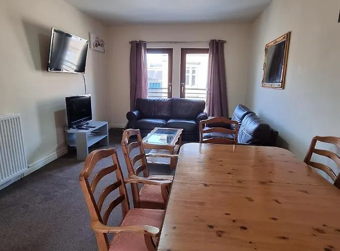 Carnarvon Street Centre * 글라스고