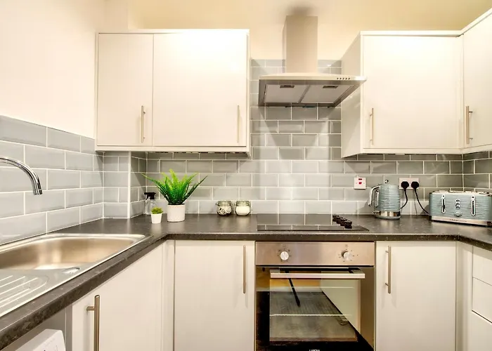 Pass The Keys Stylish 2 Bed In Heart Of West End Apartman